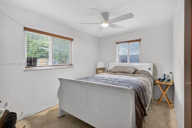 733 W 33rd St, Hialeah, FL 33012