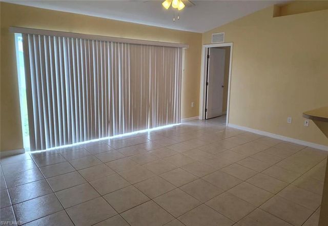 1109 NE 2nd PL, Cape Coral, FL 33909