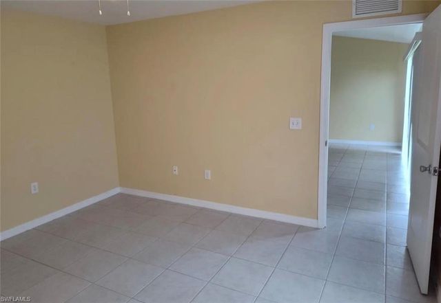 1109 NE 2nd PL, Cape Coral, FL 33909