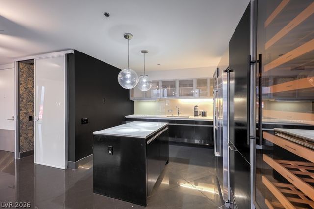 3722 Las Vegas Boulevard 907, Las Vegas, NV 89158