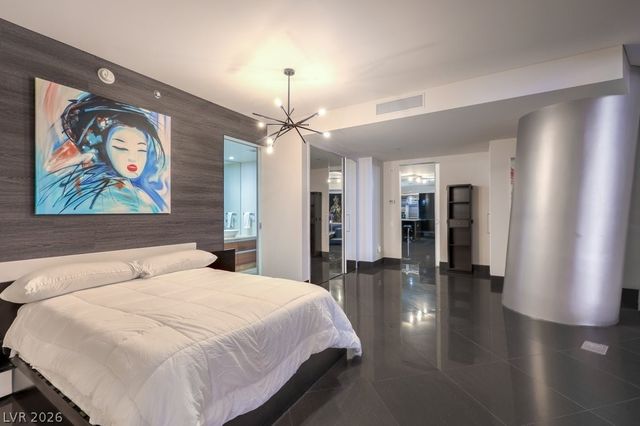 3722 Las Vegas Boulevard 907, Las Vegas, NV 89158