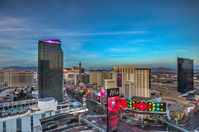 3722 Las Vegas Boulevard 907, Las Vegas, NV 89158