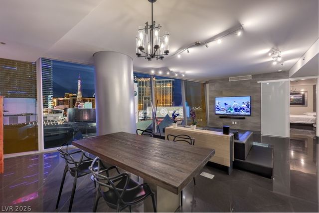 3722 Las Vegas Boulevard 907, Las Vegas, NV 89158