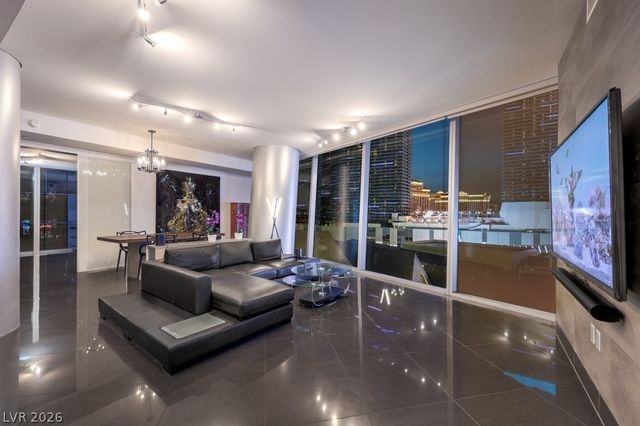 3722 Las Vegas Boulevard 907, Las Vegas, NV 89158