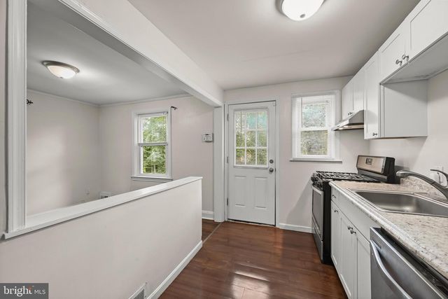 5104 SUNSET RD, Baltimore, MD 21215
