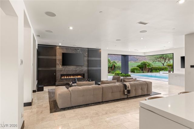 584 Saint Croix Street, Henderson, NV 89012