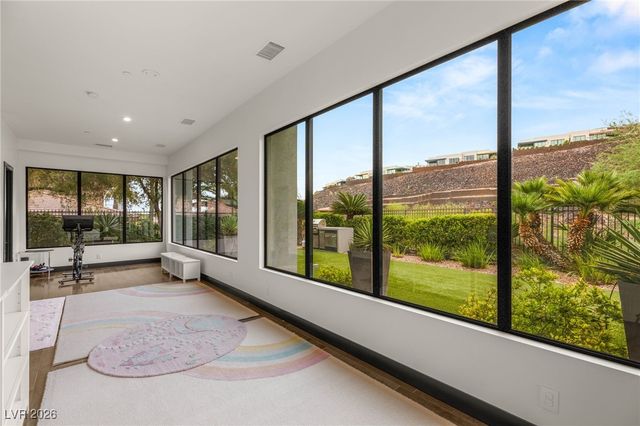 584 Saint Croix Street, Henderson, NV 89012