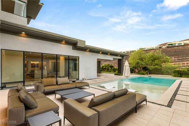 584 Saint Croix Street, Henderson, NV 89012