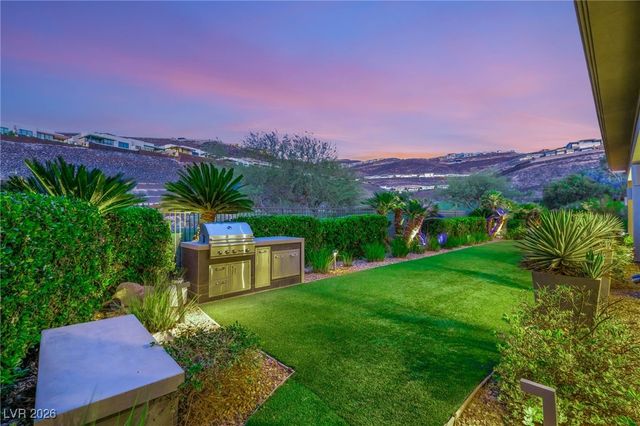 584 Saint Croix Street, Henderson, NV 89012