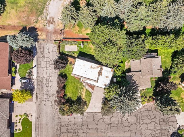 1059 Pinewood Cir, Twin Falls, ID 83301