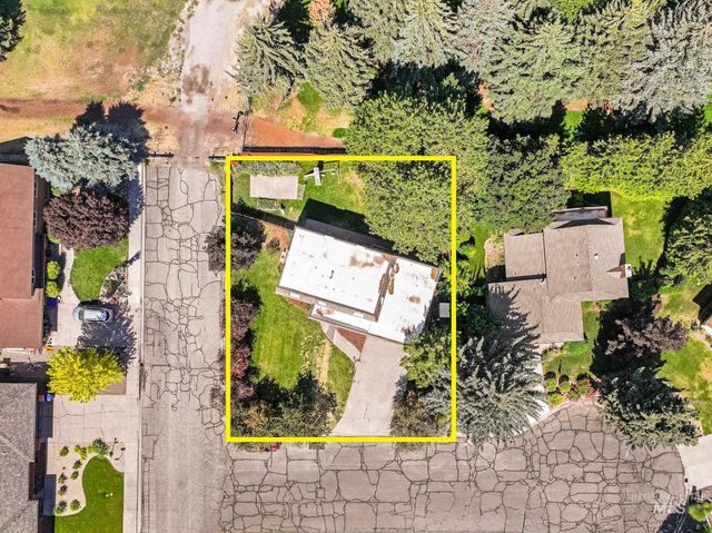 1059 Pinewood Cir, Twin Falls, ID 83301