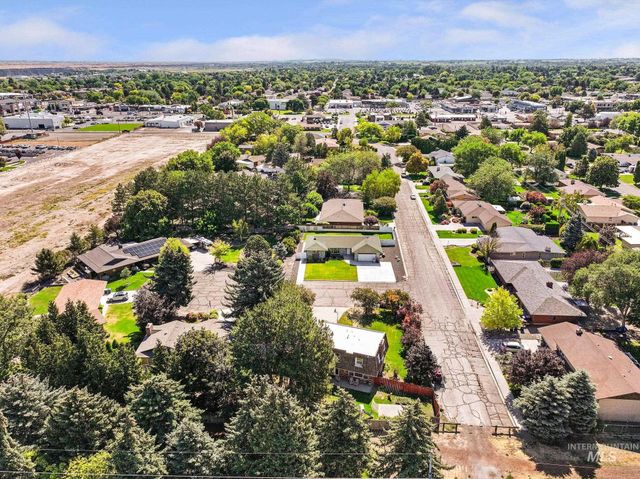 1059 Pinewood Cir, Twin Falls, ID 83301