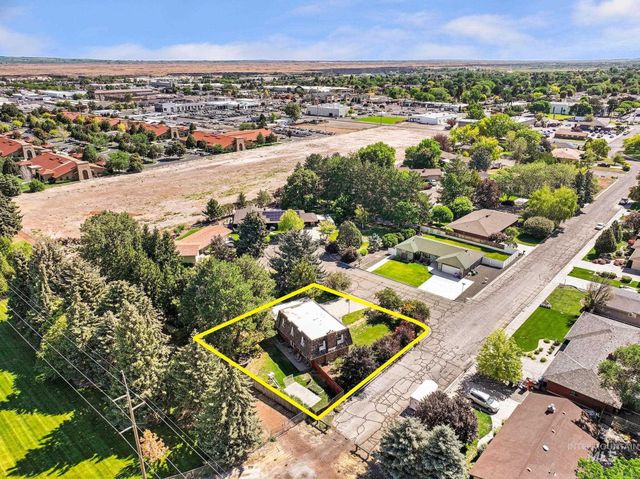1059 Pinewood Cir, Twin Falls, ID 83301