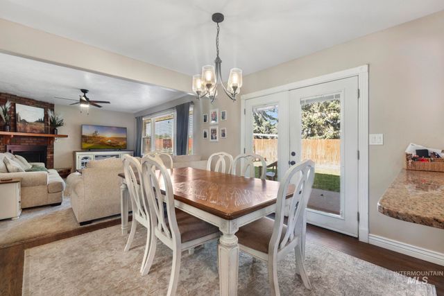 1059 Pinewood Cir, Twin Falls, ID 83301