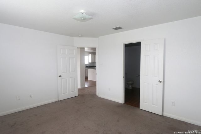 5810 Wildcat Canyon, San Antonio, TX 78252
