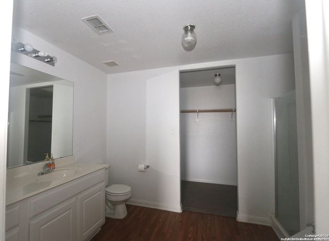 5810 Wildcat Canyon, San Antonio, TX 78252