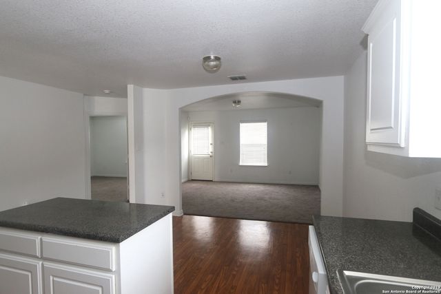 5810 Wildcat Canyon, San Antonio, TX 78252