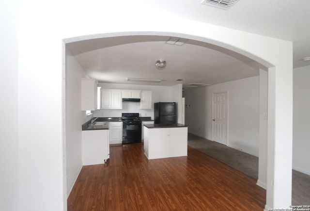 5810 Wildcat Canyon, San Antonio, TX 78252