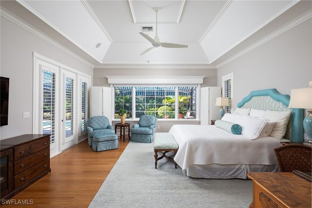 6975 Greentree DR, Naples, FL 34108