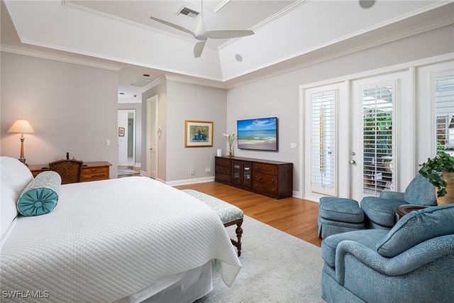 6975 Greentree DR, Naples, FL 34108