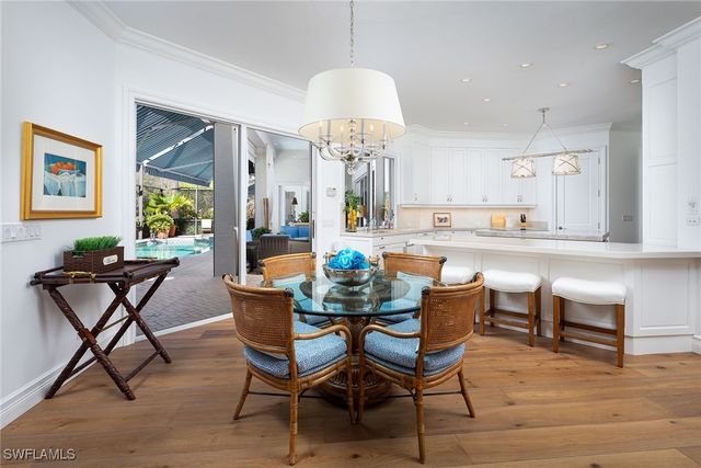 6975 Greentree DR, Naples, FL 34108