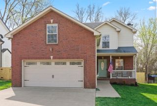 3467 Melrose Dr, Clarksville, TN 37042