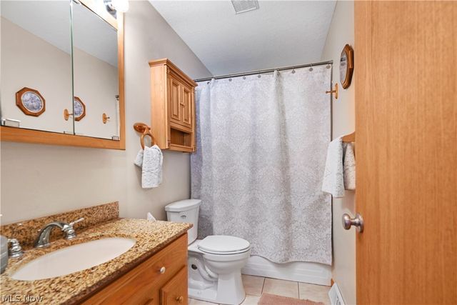 2370 Davis Peck Road, Cortland, OH 44410