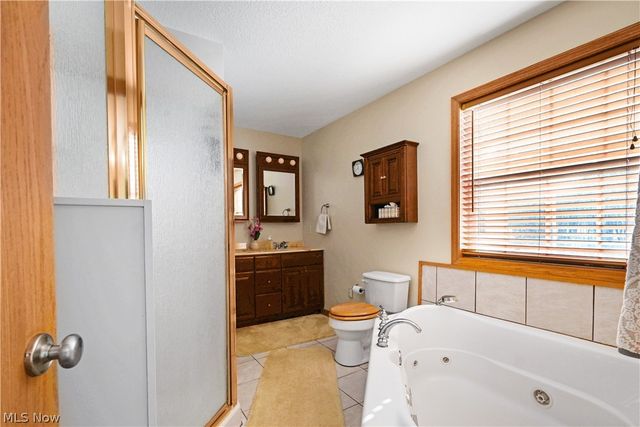 2370 Davis Peck Road, Cortland, OH 44410