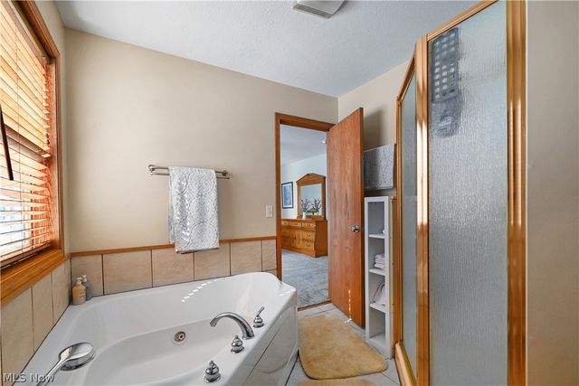 2370 Davis Peck Road, Cortland, OH 44410