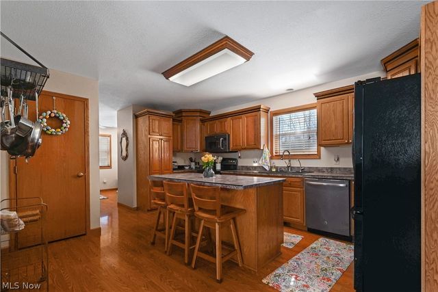 2370 Davis Peck Road, Cortland, OH 44410