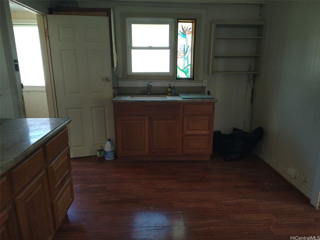 2627 Namauu Drive, Honolulu, HI 96817