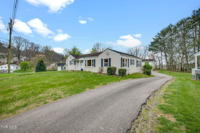 1326 Valley Drive, Bristol, TN 37620