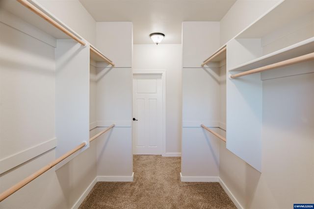 384 Market St NE, Salem, OR 97301