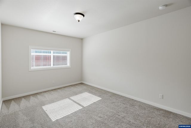 384 Market St NE, Salem, OR 97301