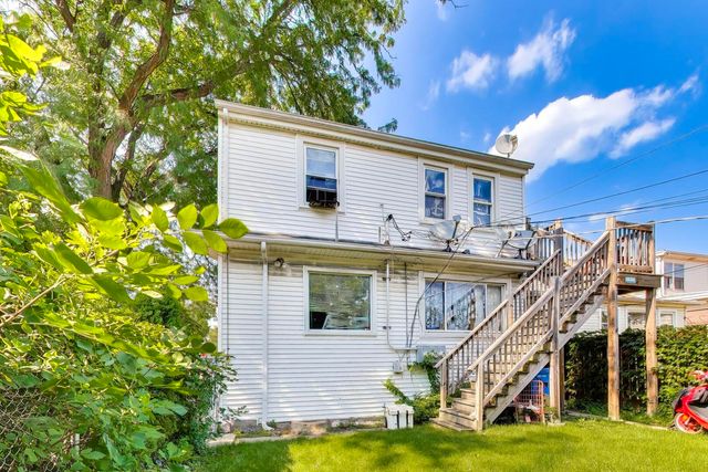 5357 W Waveland Avenue, Chicago, IL 60641