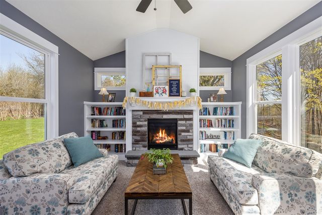 2937 Baywood Drive, Jenison, MI 49428