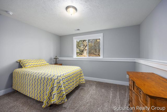 2937 Baywood Drive, Jenison, MI 49428