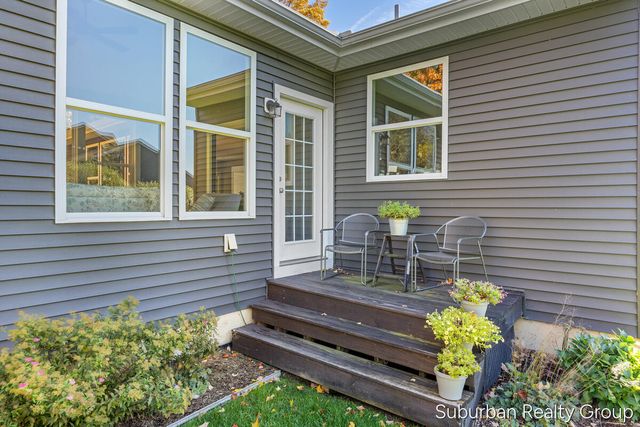 2937 Baywood Drive, Jenison, MI 49428