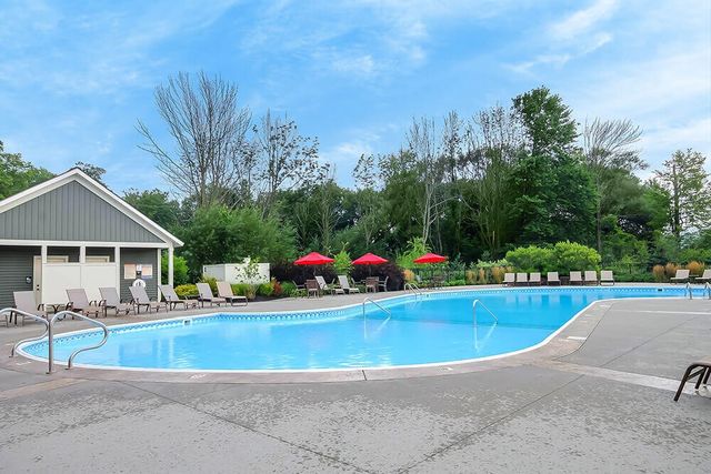 2937 Baywood Drive, Jenison, MI 49428