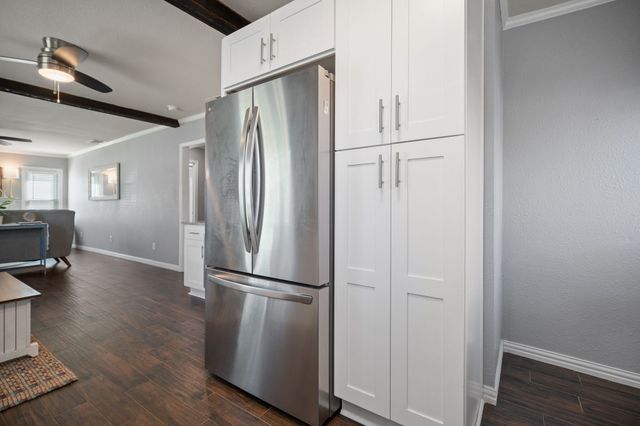 2617 Benbrook Boulevard, Fort Worth, TX 76109