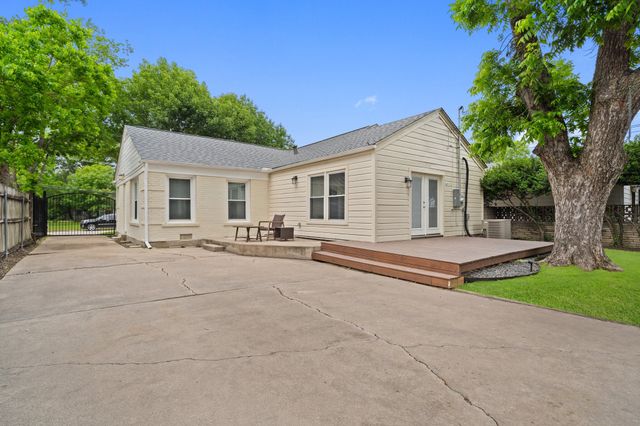 2617 Benbrook Boulevard, Fort Worth, TX 76109