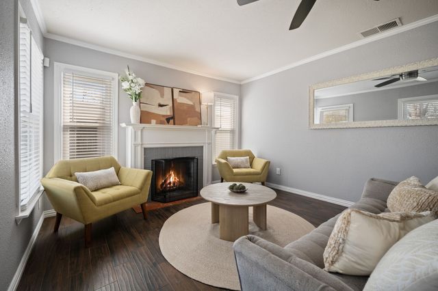 2617 Benbrook Boulevard, Fort Worth, TX 76109