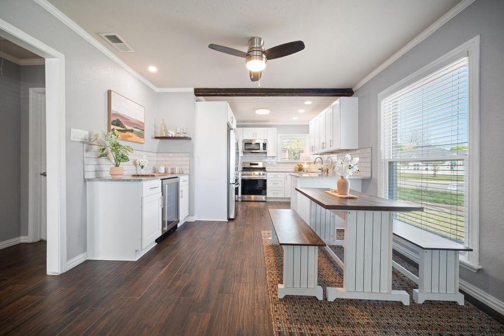 2617 Benbrook Boulevard, Fort Worth, TX 76109