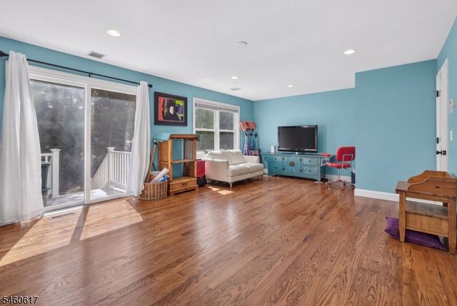 7 Christina Ct, Fairfield Twp., NJ 07004