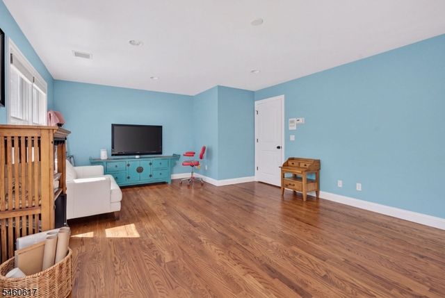 7 Christina Ct, Fairfield Twp., NJ 07004