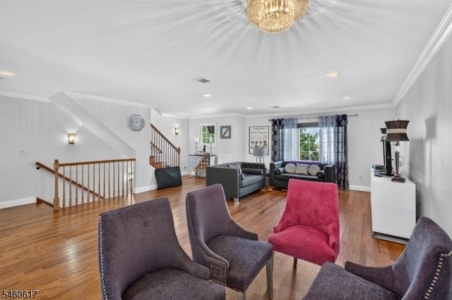 7 Christina Ct, Fairfield Twp., NJ 07004