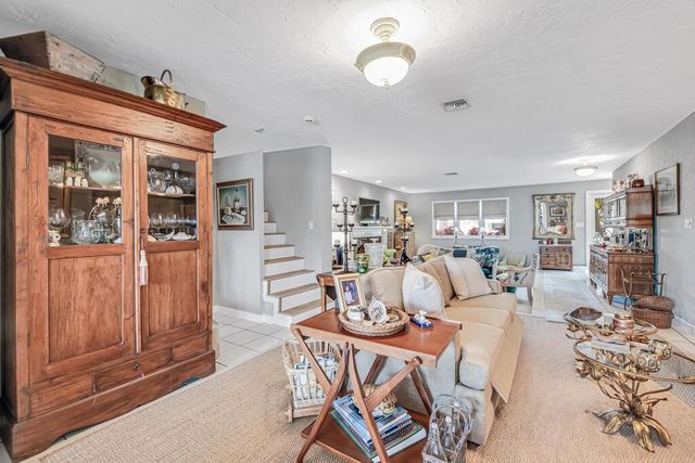 491 SE 16th Avenue, Pompano Beach, FL 33060