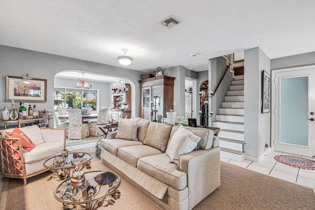 491 SE 16th Avenue, Pompano Beach, FL 33060
