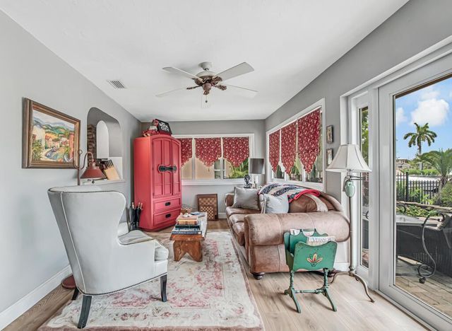 491 SE 16th Avenue, Pompano Beach, FL 33060