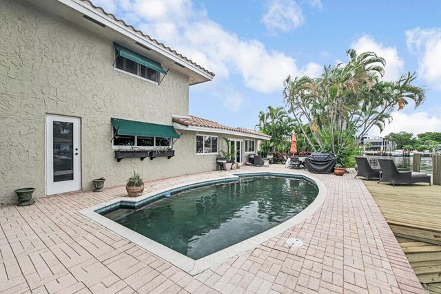 491 SE 16th Avenue, Pompano Beach, FL 33060